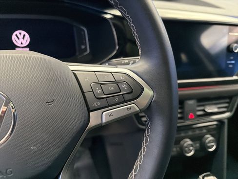 Used 2022 Volkswagen Taos SEL image 17