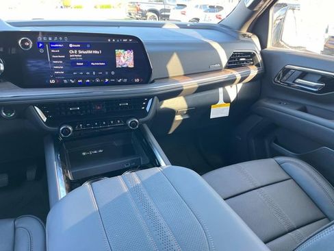 New 2026 Chevrolet Suburban High Country w/ Sun And Tow Package image 17