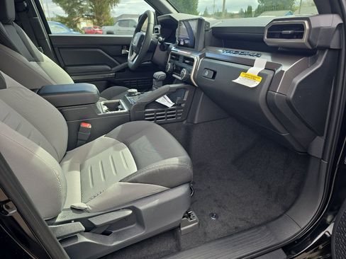 New 2026 Toyota Tacoma TRD Off-Road AWD/4WD image 15