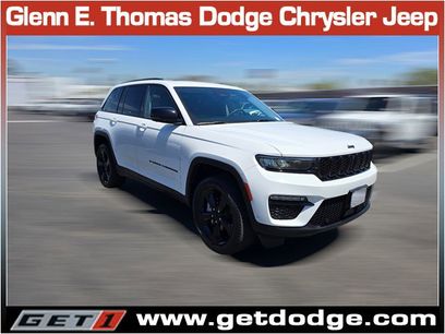 Certified 2023 Jeep Grand Cherokee Limited w/ Luxury Tech Group II