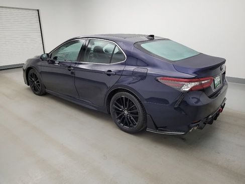 Used 2021 Toyota Camry XSE FWD image 3
