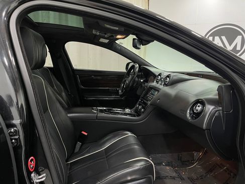 Used 2015 Jaguar XJ L Portfolio image 32
