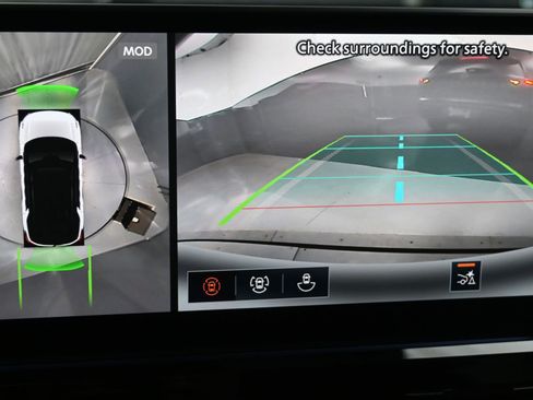 New 2026 Nissan Pathfinder SL AWD/4WD image 18