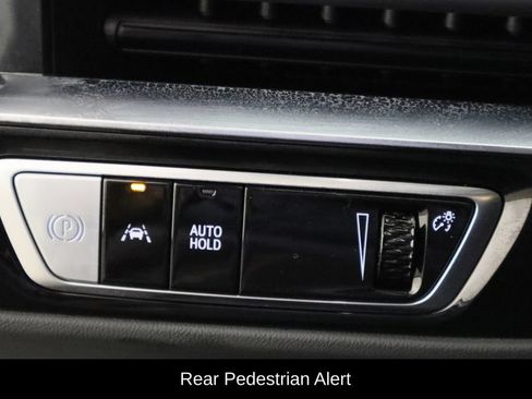 Used 2024 Cadillac Lyriq Sport RWD image 16