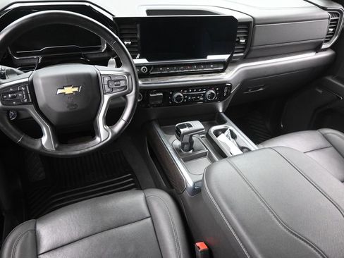 Used 2023 Chevrolet Silverado 1500 LTZ w/ LTZ Premium Package image 14