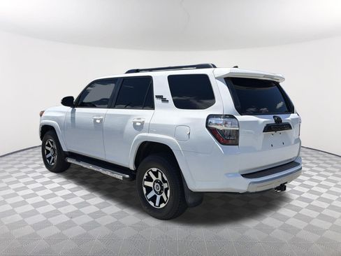 Used 2021 Toyota 4Runner TRD Off-Road Premium w/ Moonroof Package AWD/4WD image 3