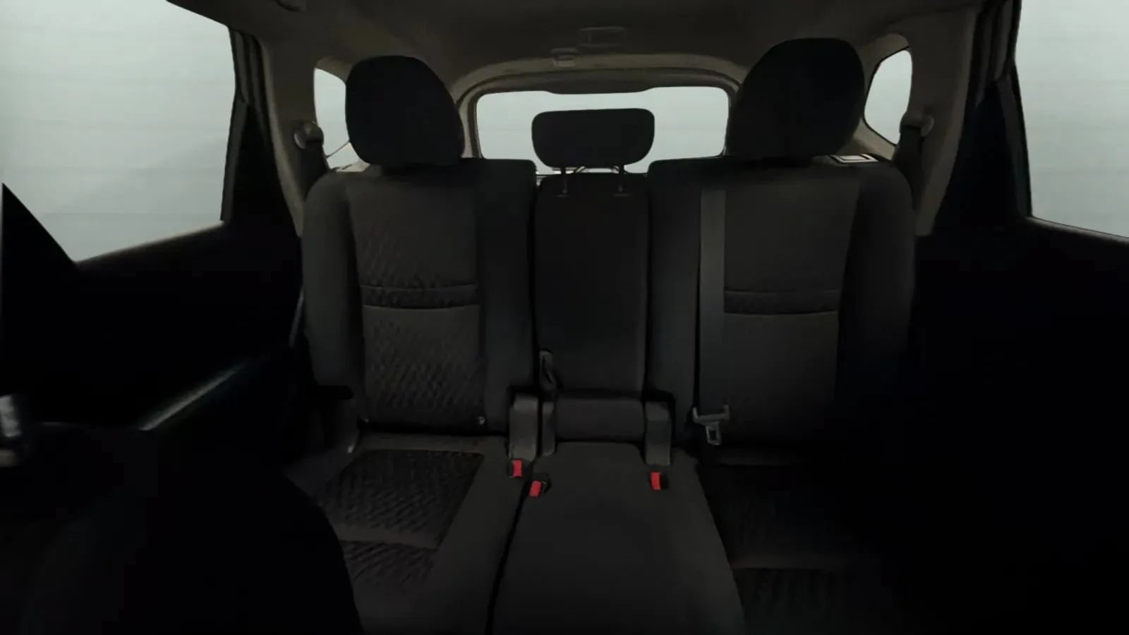 Used 2017 Nissan Rogue SV FWD image 20