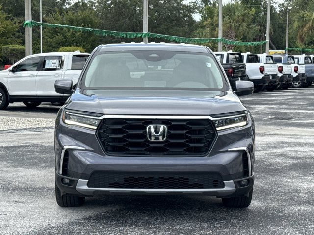 Used 2025 Honda Pilot EX-L image 4