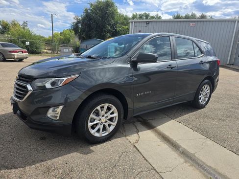Used 2020 Chevrolet Equinox LS image 10