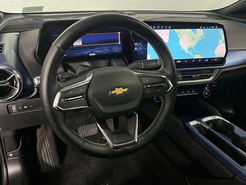 Used 2024 Chevrolet Equinox EV LT image 13