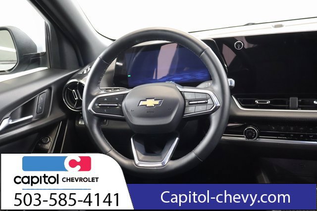 Used 2025 Chevrolet Equinox LT AWD/4WD image 14