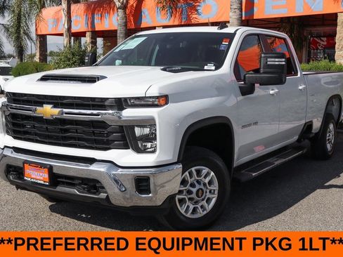 Used 2024 Chevrolet Silverado 2500 LT AWD/4WD image 4