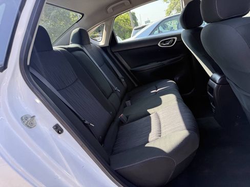 Used 2019 Nissan Sentra SV FWD image 16