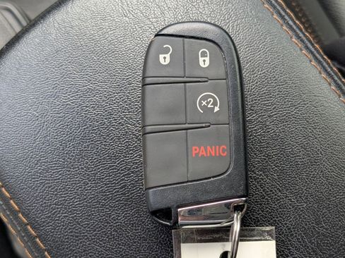 Used 2021 Jeep Compass Limited w/ Sun and Sound Group image 34