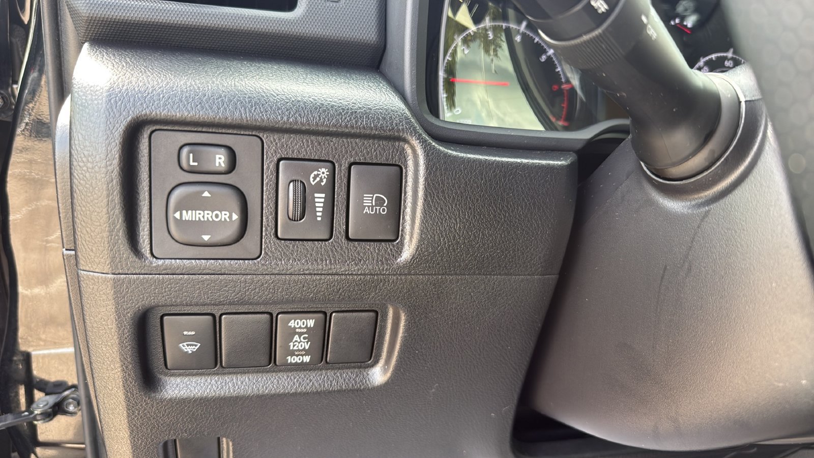Used 2021 Toyota 4Runner SR5 Premium w/ Moonroof Package RWD image 12