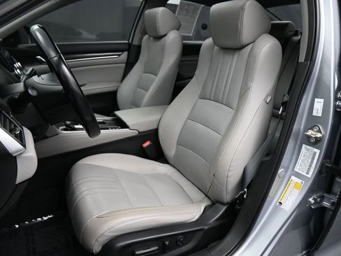 Used 2020 Honda Accord EX-L image 16