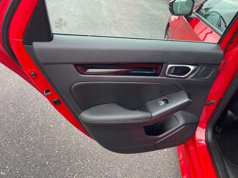 Used 2022 Honda Civic Touring image 15