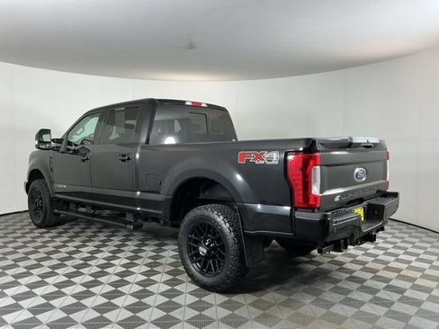Used 2019 Ford F350 Lariat AWD/4WD image 6