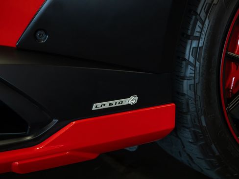 Used 2024 Lamborghini Huracan Sterrato AWD/4WD image 27