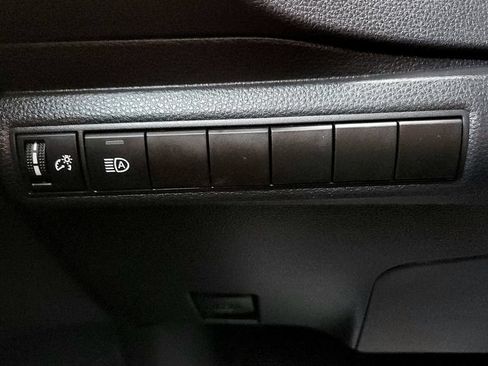 Certified 2024 Toyota Corolla SE FWD image 32