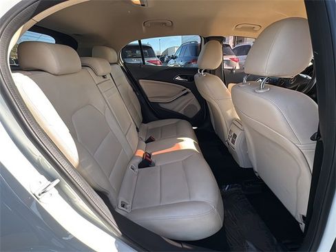 Used 2017 Mercedes-Benz GLA 250 GLA 250 image 27