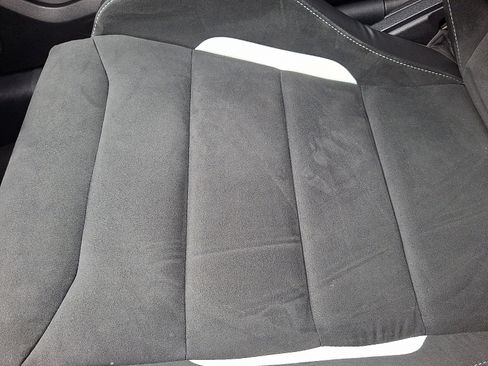 Used 2021 Ford Mustang Shelby GT500 w/ Carbon Fiber Handling Package image 26