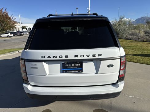 Used 2017 Land Rover Range Rover Supercharged image 4