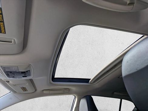 Used 2016 Lexus CT 200h w/ Navigation Package image 15