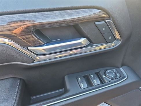 Used 2023 Chevrolet Silverado 1500 LT image 23