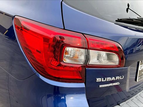 Used 2017 Subaru Outback 2.5i Premium image 28