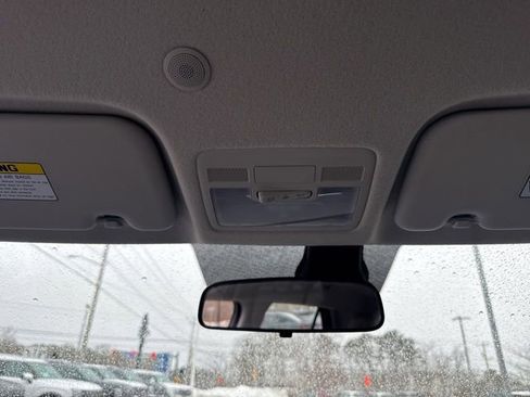 Used 2026 Hyundai Venue SE image 37