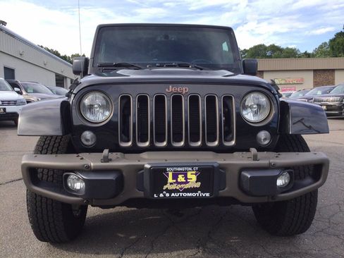 Used 2016 Jeep Wrangler Unlimited Sahara AWD/4WD image 4