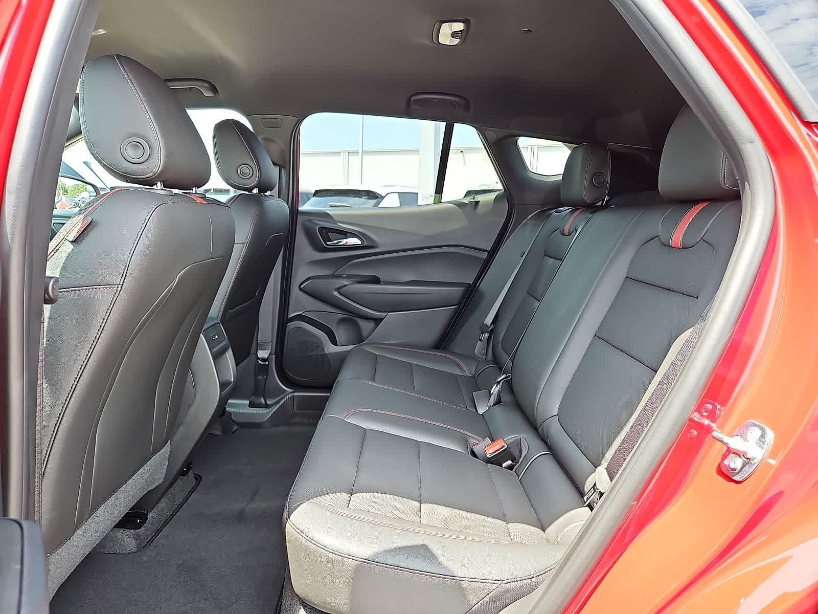 New 2026 Chevrolet Trax RS w/ Driver Confidence Package FWD image 8