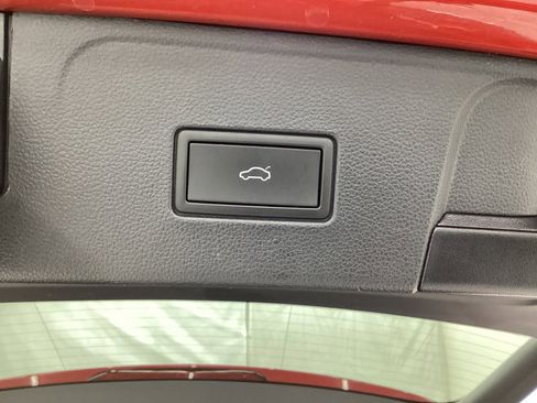 Used 2022 Volkswagen Atlas SE w/ Black Wheel Package image 41