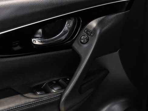 Used 2019 Nissan Rogue Sport SL w/ Premium Package image 49