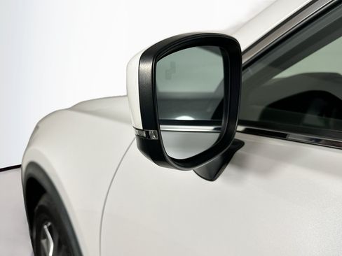 Used 2018 MAZDA CX-9 Touring FWD image 16