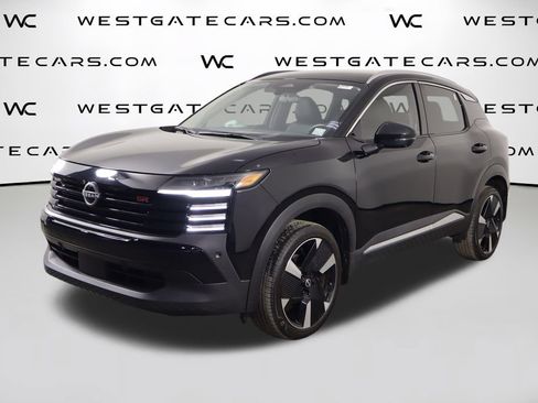 Used 2025 Nissan Kicks SR FWD image 1