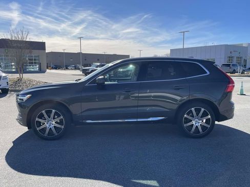 Used 2021 Volvo XC60 T5 Inscription image 26