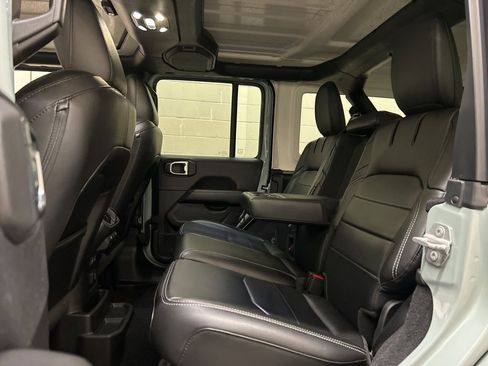 Used 2023 Jeep Wrangler Unlimited Sahara w/ Cold Weather Group image 8