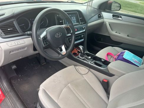 Used 2019 Hyundai Sonata SE FWD image 8