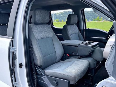 Used 2023 Ford F150 XLT AWD/4WD image 7