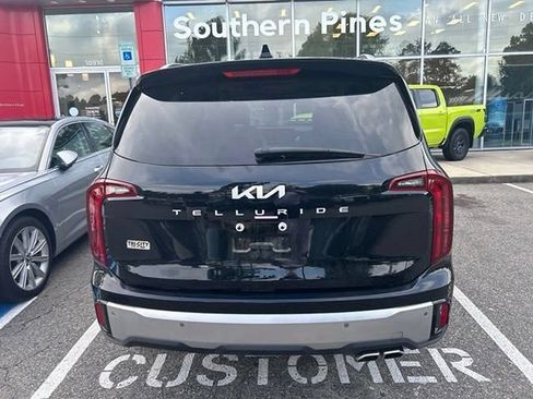 Certified 2024 Kia Telluride S w/ S Sunroof Package FWD image 3