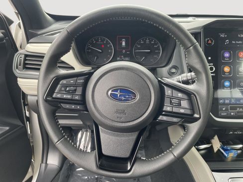 Used 2025 Subaru Forester Premium w/ Convenience Package #1 AWD/4WD image 29