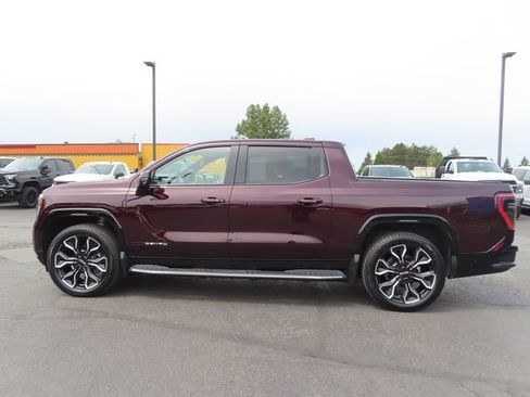 Used 2026 GMC Sierra EV Denali AWD/4WD image 4