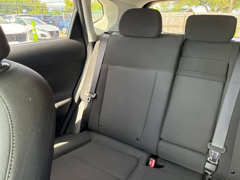 Used 2025 Hyundai Kona SEL FWD image 34