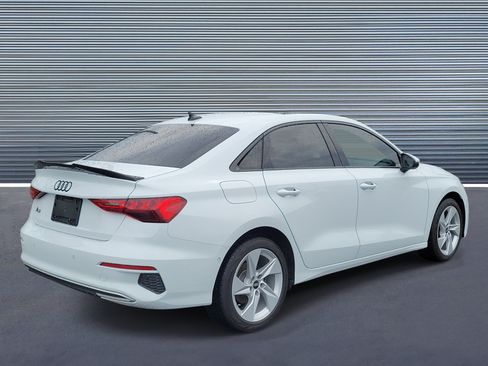 Used 2024 Audi A3 2.0T Premium FWD image 3