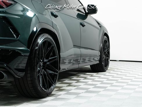 Used 2021 Lamborghini Urus AWD/4WD image 15