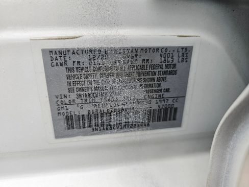 Used 2021 Nissan Sentra SV image 27