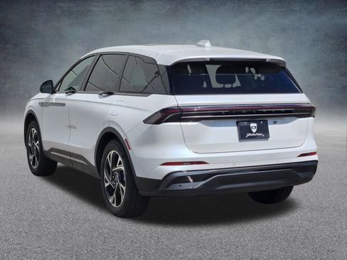 New 2026 Lincoln Nautilus Premier w/ Equipment Group 102A AWD/4WD image 5
