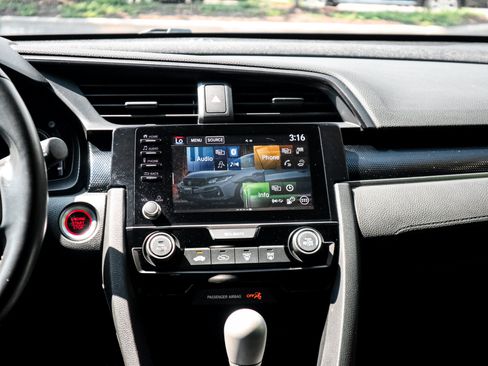 Used 2021 Honda Civic Sport image 28